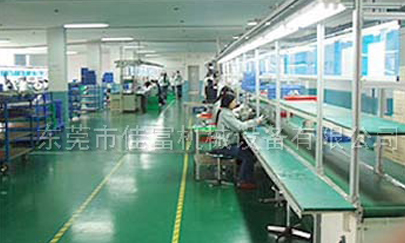 網(wǎng)帶輸送機(jī)該如何使用？